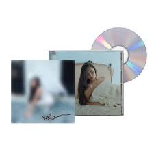 Madison Beer - Locket (Alternate dusty blue) + Signed Insert (CD)
